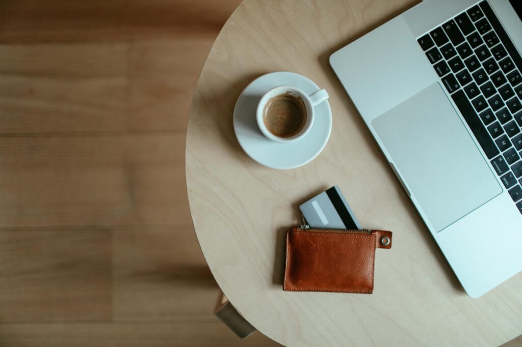 Top Up Antar E-Wallet Tanpa KTP? Coba SaldoMart!